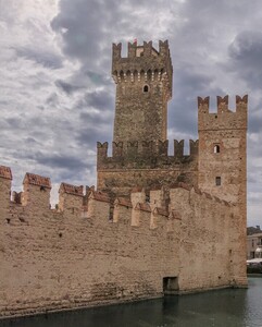 Sermione Castle