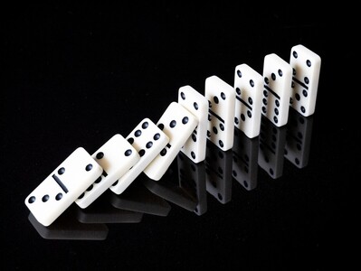 Dominoes